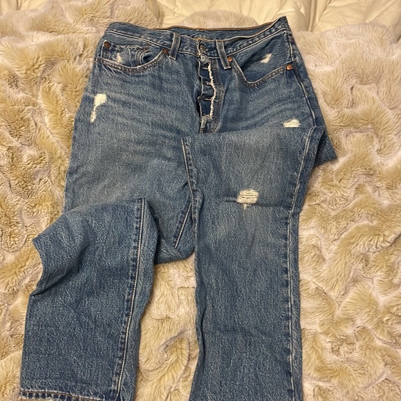 Levi's distressed 501 - Picture 3 of 6